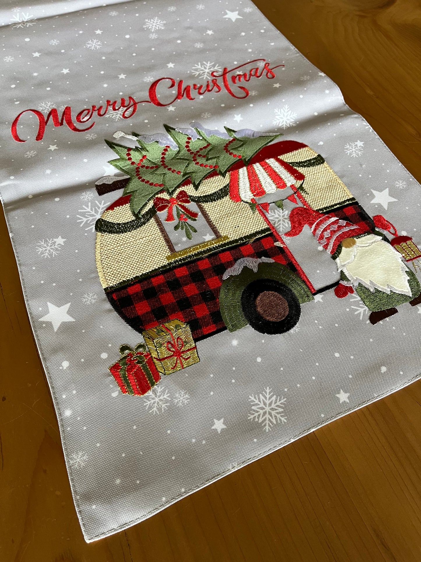 Christmas Car Table Runner