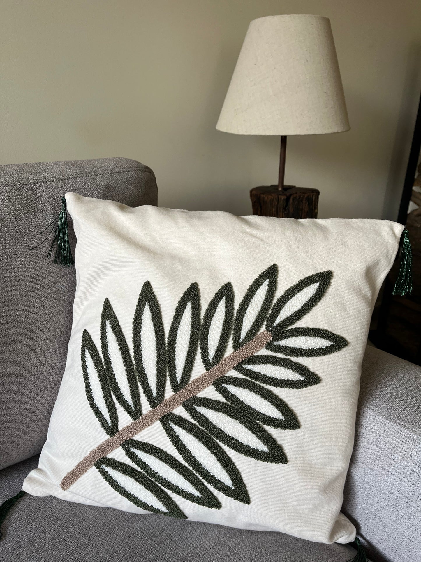 Leaf Line Cushion Cover