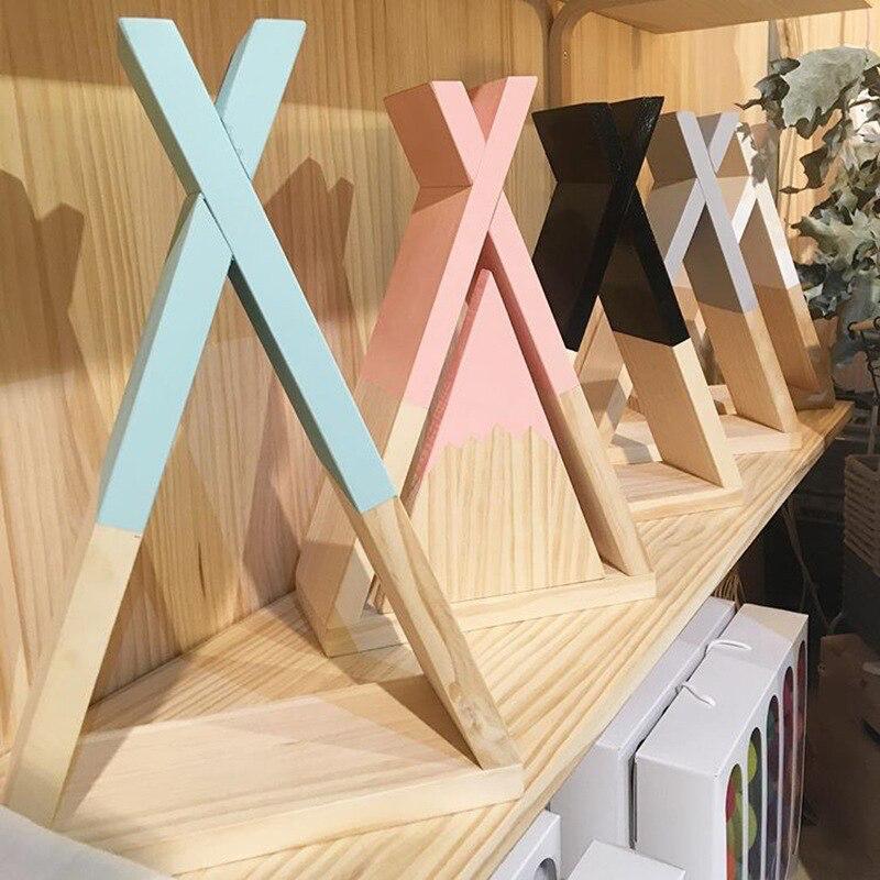 Nordic Style Triangle Wood Shelf