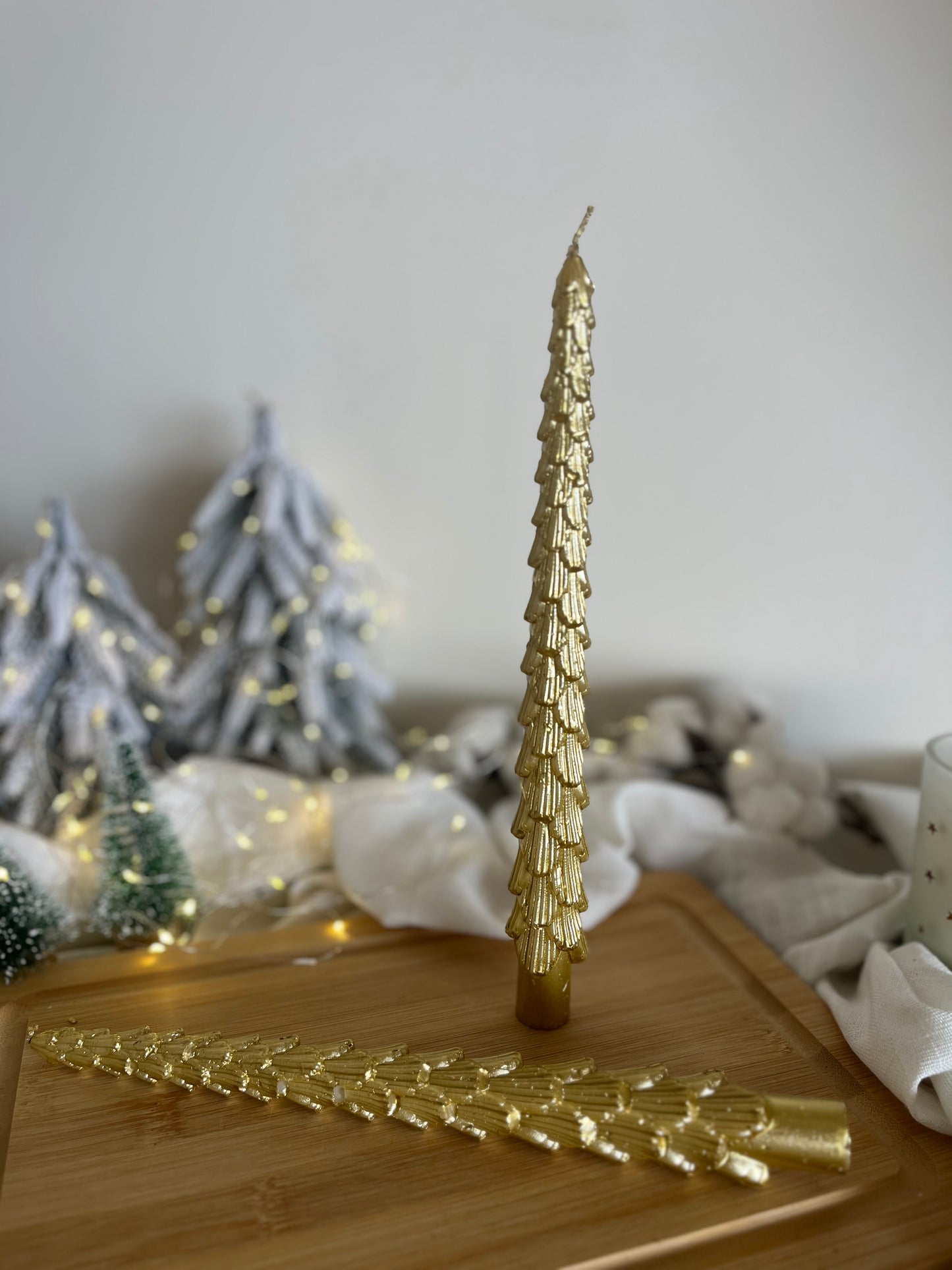 Christmas Set of 2 Tree Candles 25cm