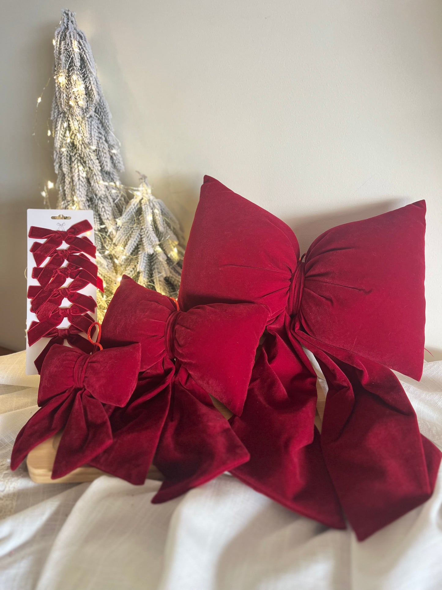 Christmas Velvet Burgundy Bows