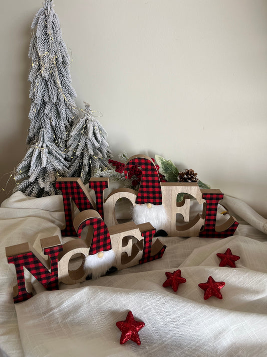 Christmas Wood Sign “Noel”