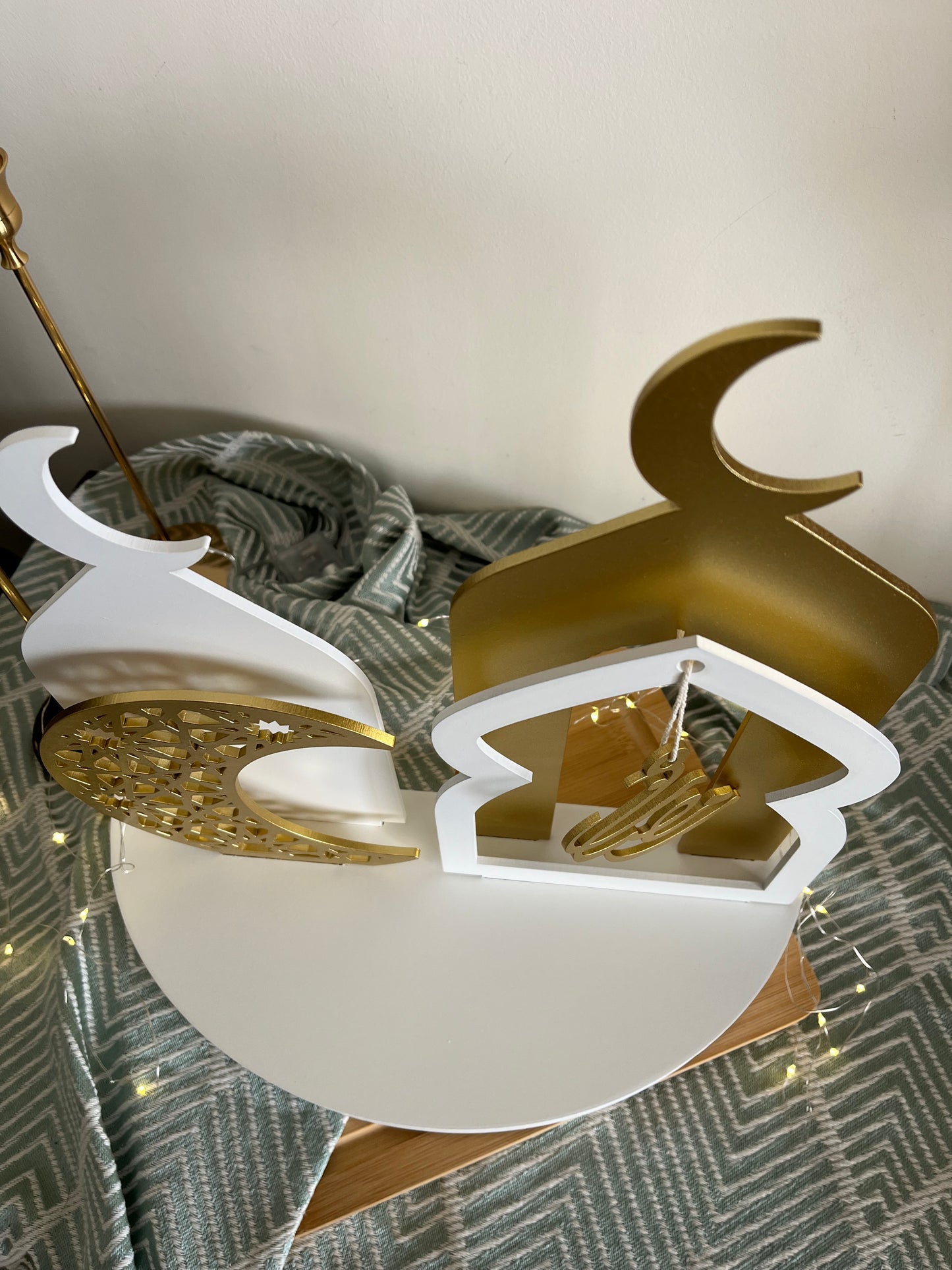 Ramadan Wooden Decoration White & Gold