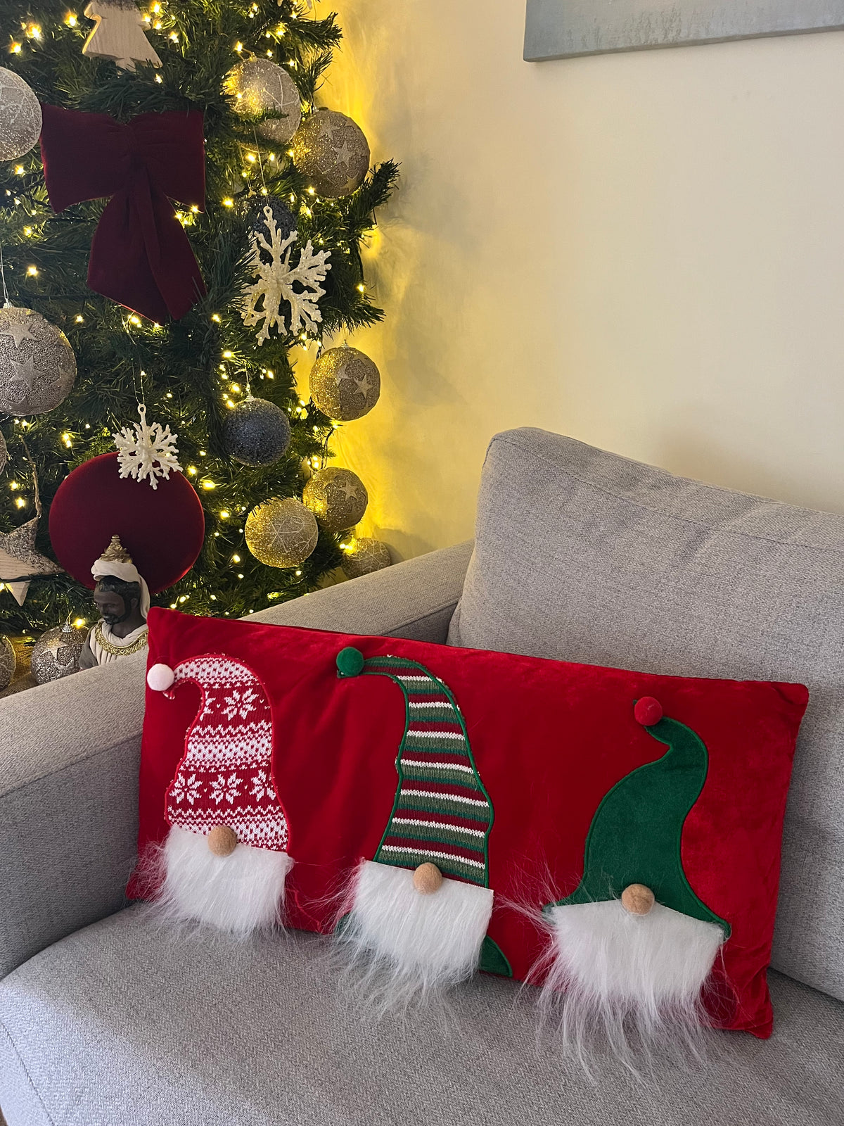 Christmas Gnomes Cushion (Including Filling)