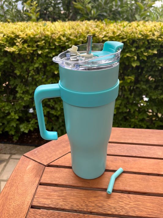 Tumbler with stainless straw