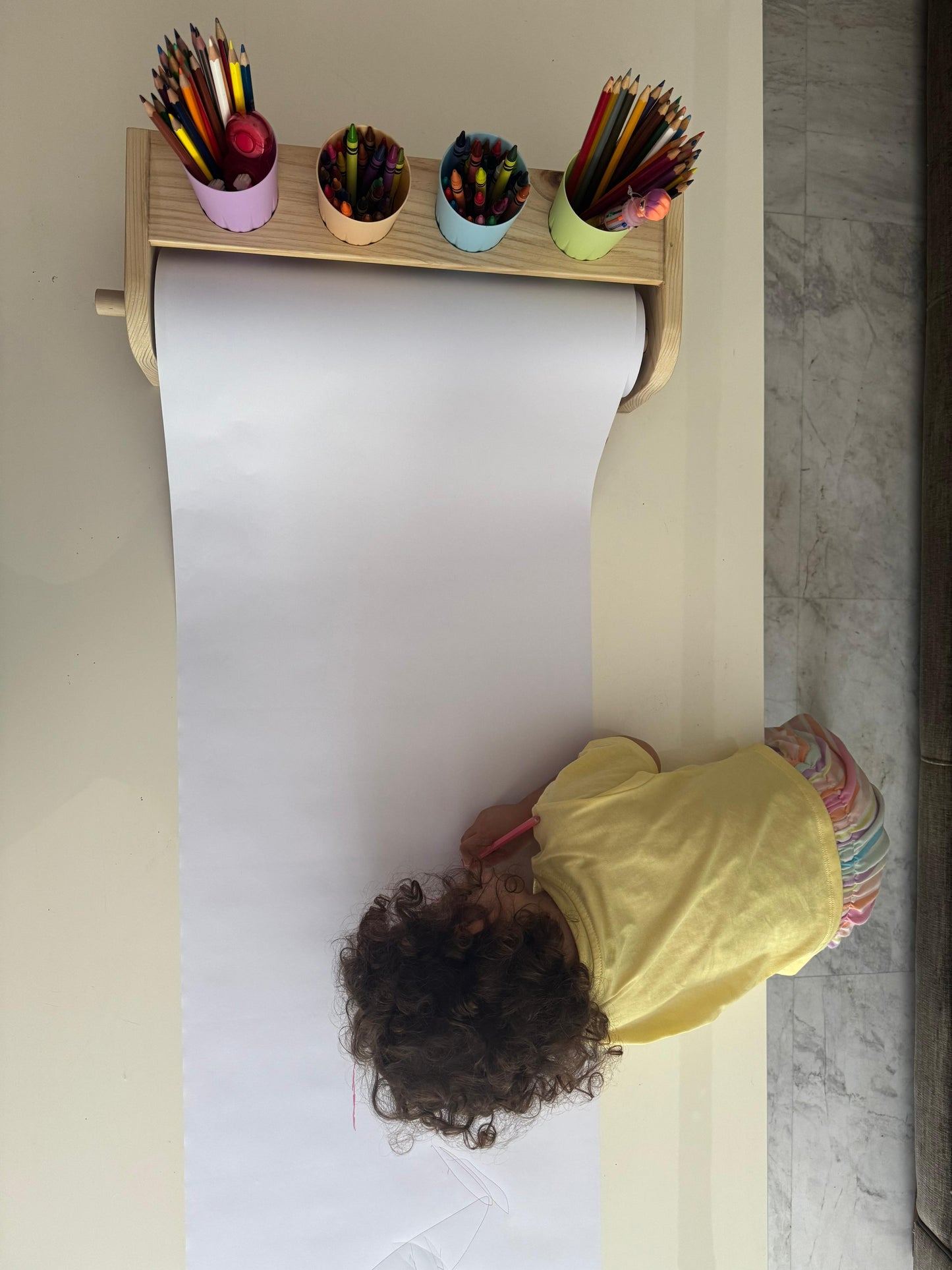 Kids Coloring Paper Roll Stand