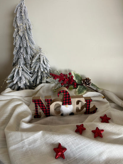 Christmas Wood Sign “Noel”