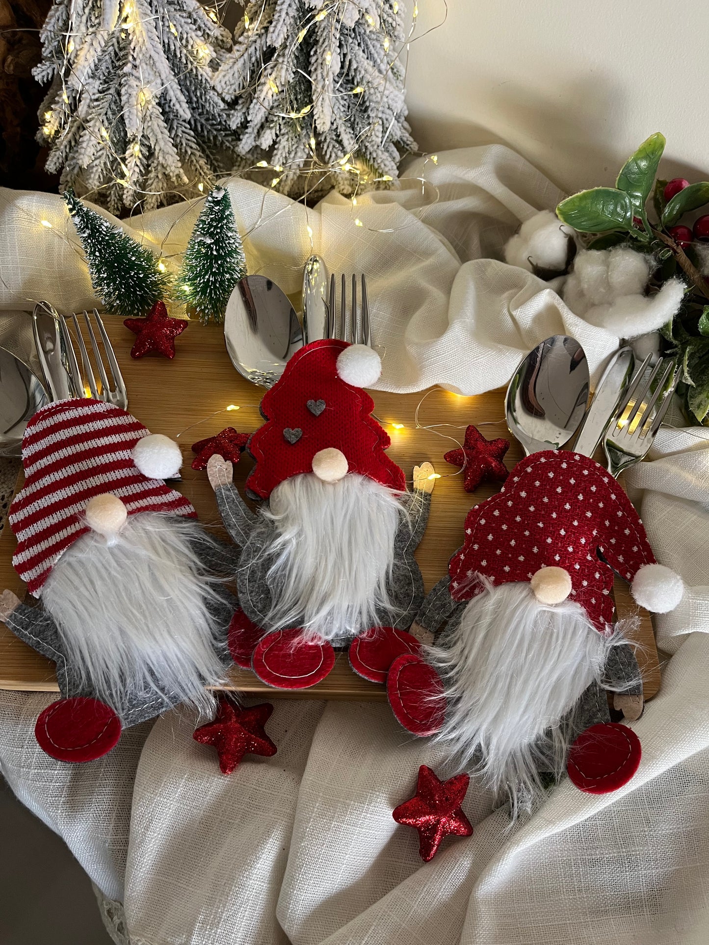 Christmas Gnomes Cutlery Holders Set