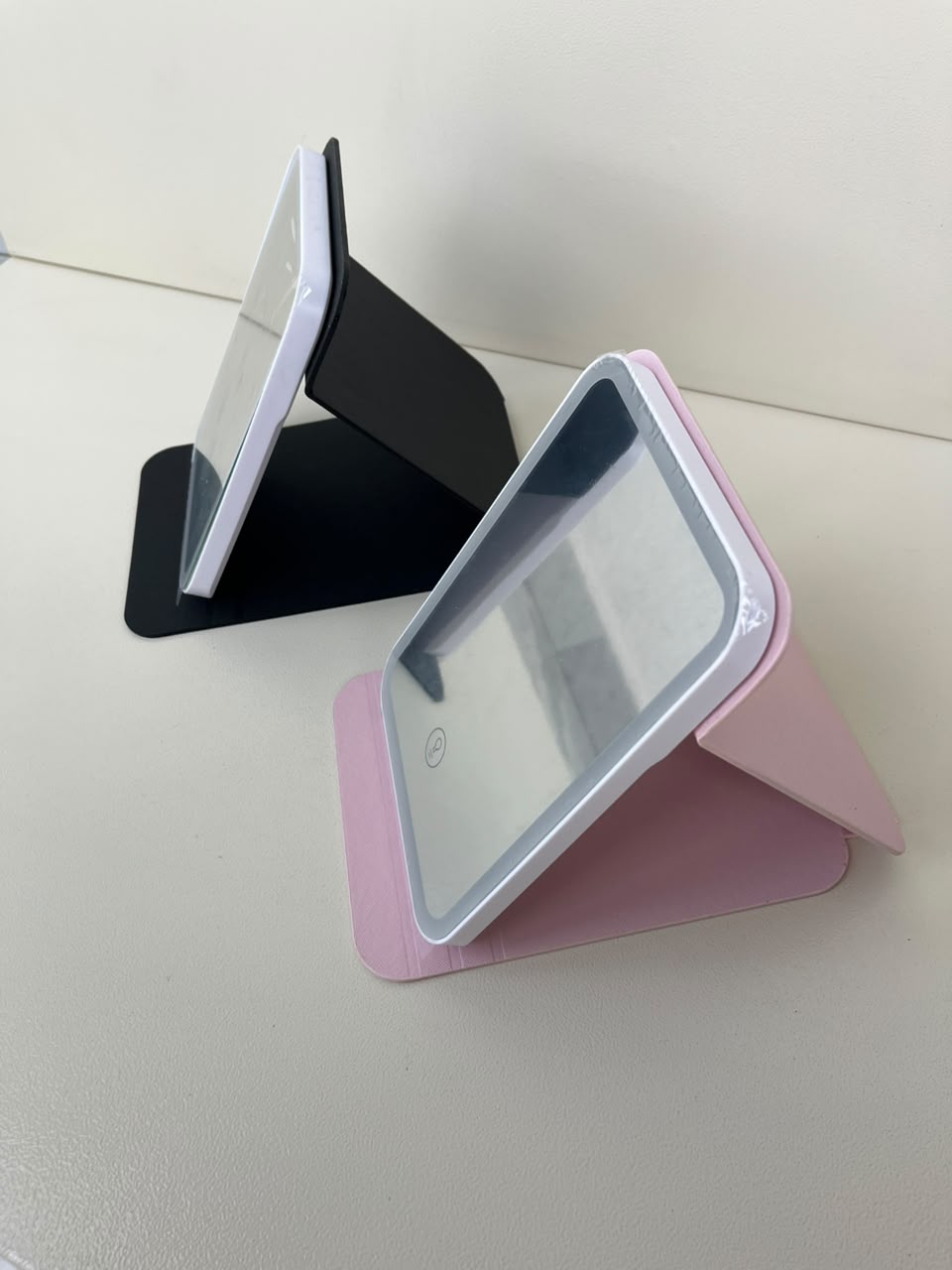 Tablet Mirror With Light Rechargeable